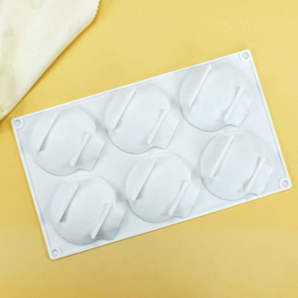 Pearl Shell Shape Silicone Chocolate Mould 1