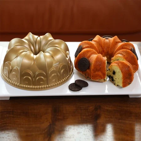 Lily Flower Cake Mould - Gold(24x24x10cm)