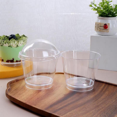 Mousse cake container
