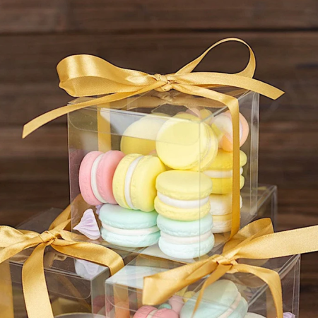 Single cavity Mini Cupcake Box Gold 1